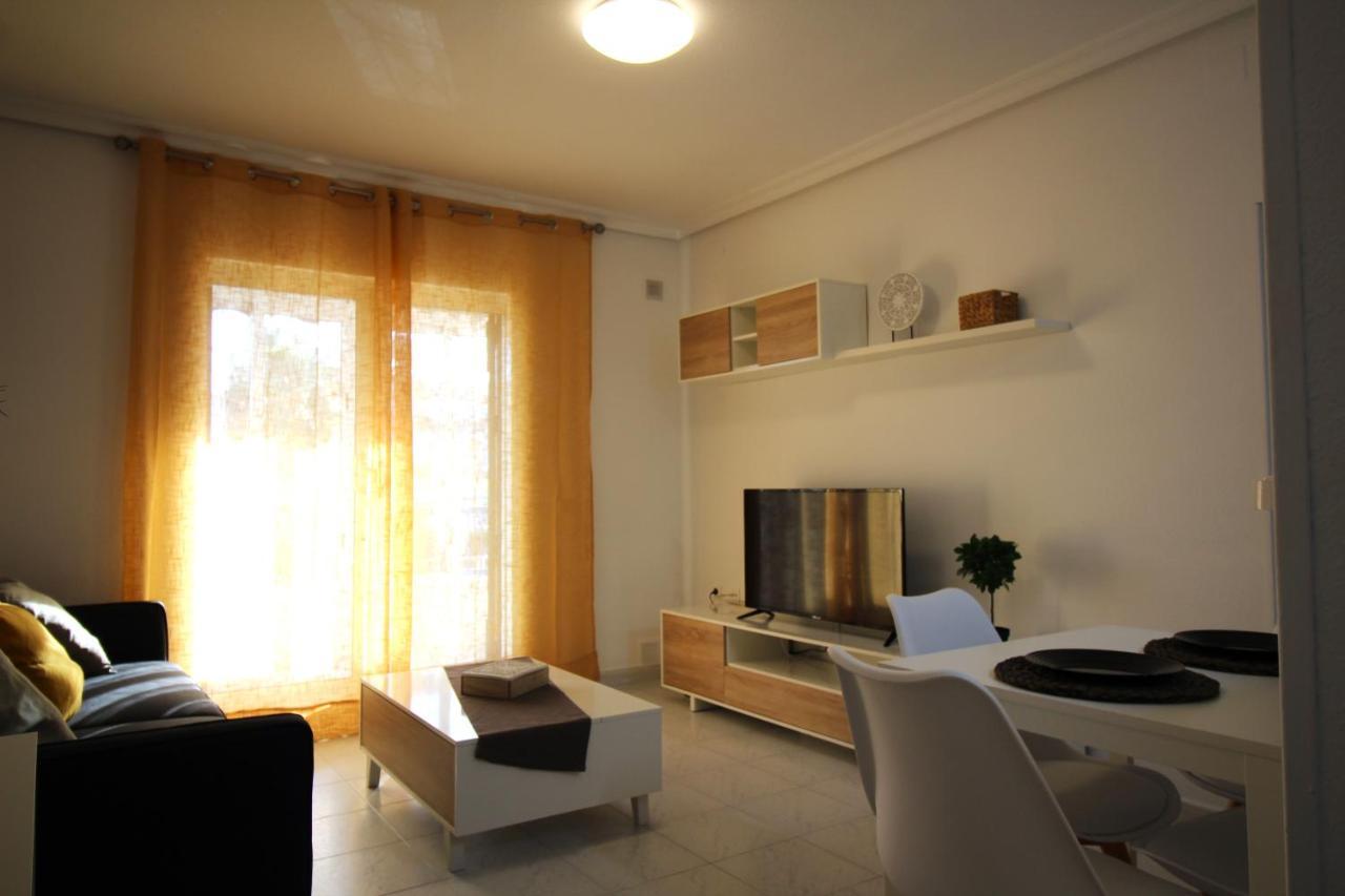 Apartamento Con Piscina En Urbanizacion Parquemar, La Mata, Torrevieja Aq-153 La Mata (Torrevieja) Exterior photo
